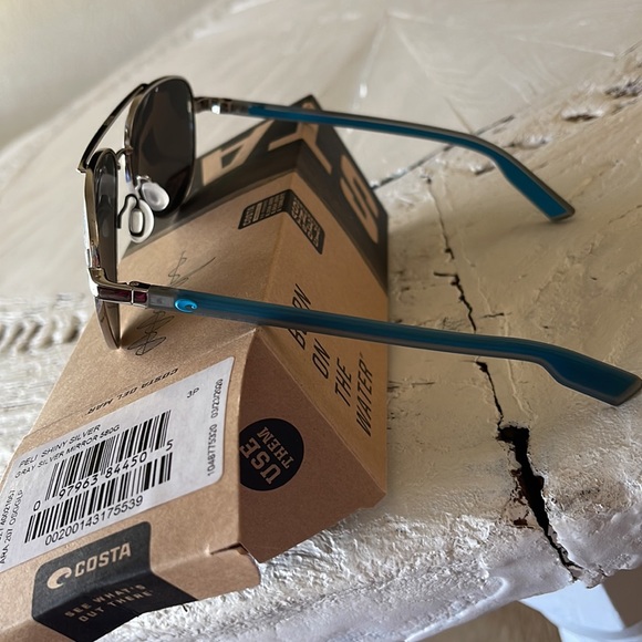 Costa Shiny Silver Mirror polarized sunglasses - Picture 4 of 15